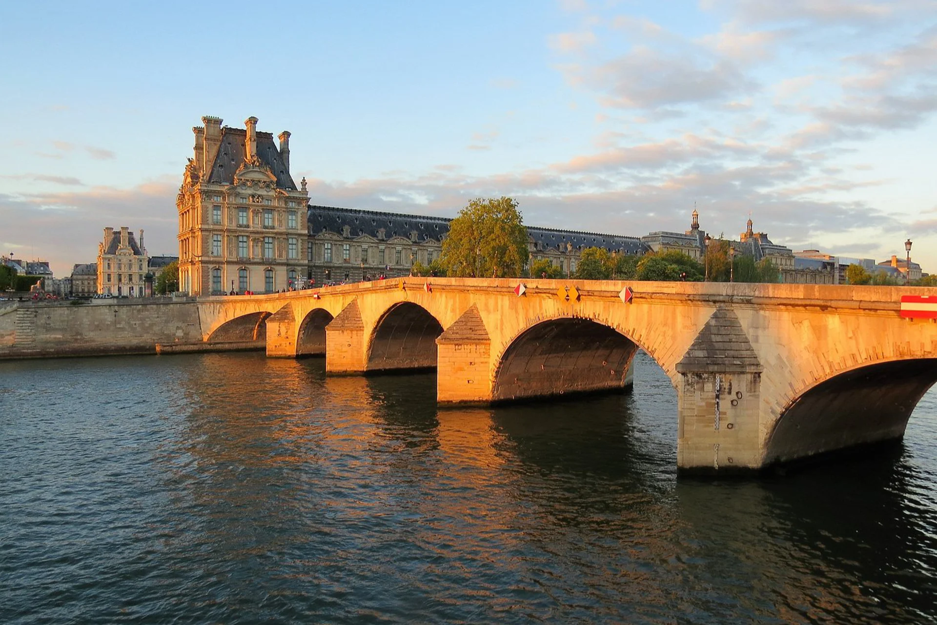 Historia de los Puentes de París